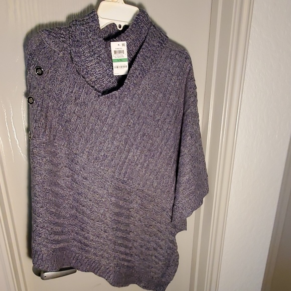 NEW $89 PONCHO / Sweater size L/XL -TAGS ATTACHED - KAREN SCOTT - Picture 2 of 6